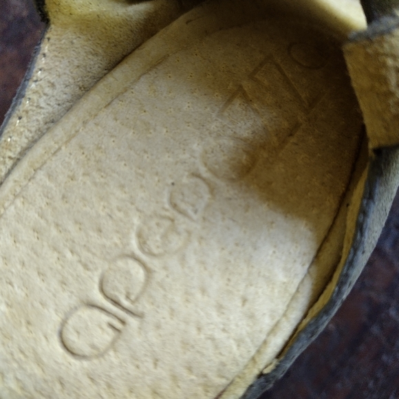 Apepazza Sage Olive Alabastro Green Suede Heels Size 6.5 - Picture 10 of 11